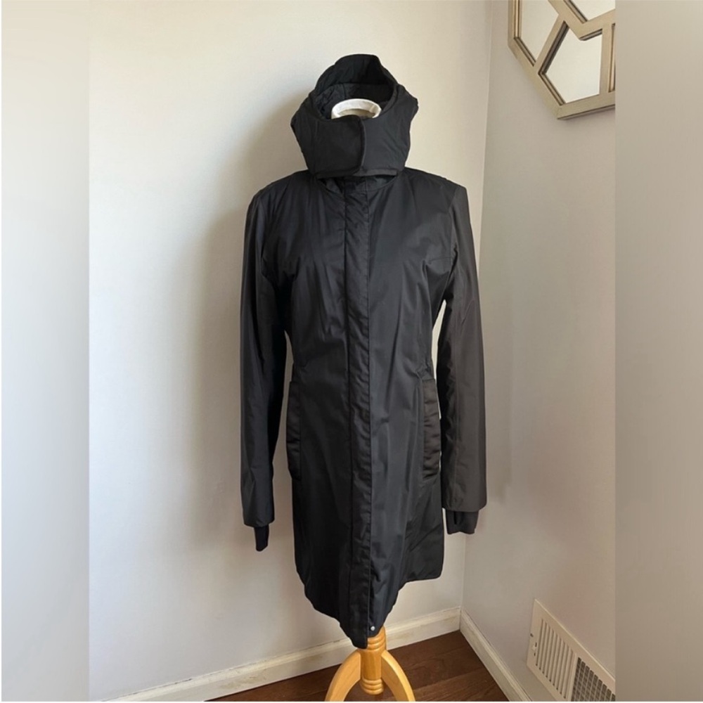 LULULEMON JACKET - Picture 2 of 15